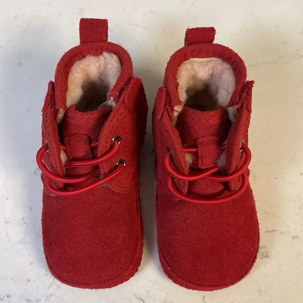 UGG Neumel Baby Size 2/3 - Samba Red